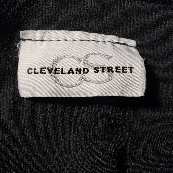 Cleveland Street Black Mini-skort - Picture 5 of 6